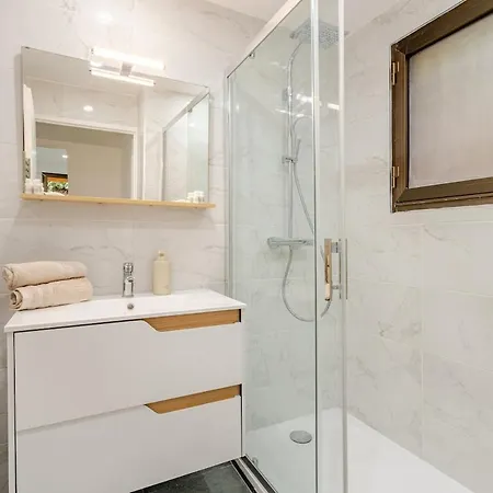 Azurenting - T2 La Favorite - Clim - Balcon Cannes